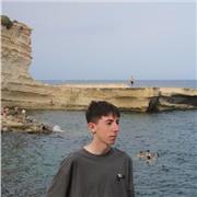 Estudiante de ingeniería informática que busca dar clases de matemáticas, física y dibujo a quién lo necesite en Tomares